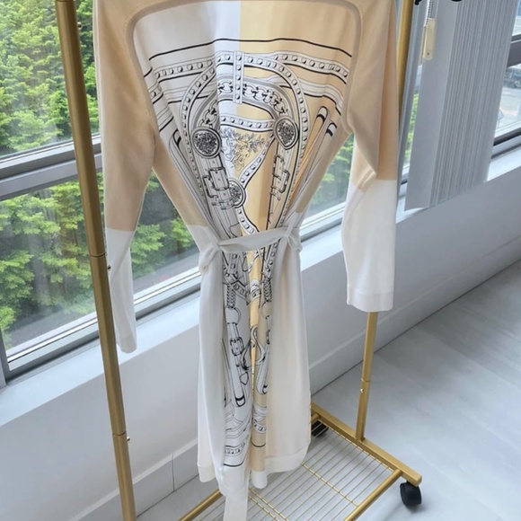 Authentic HERMÈS Cream Silk Twillaine Grand Tralala Cut 90 Long Cardigan 34 - Picture 4 of 7